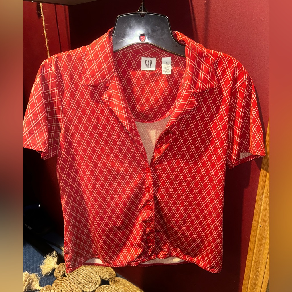 Gap Button Down Top